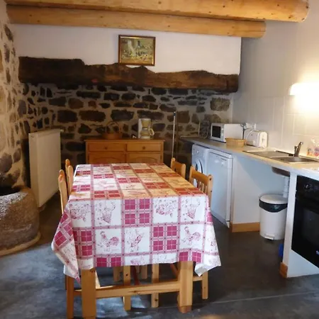 Pour 8 Pers à Avec Cheminée, Terrasse Et Accès Tourisme Et Handicap - Fr-1-582-186 Casa de Férias Rauret