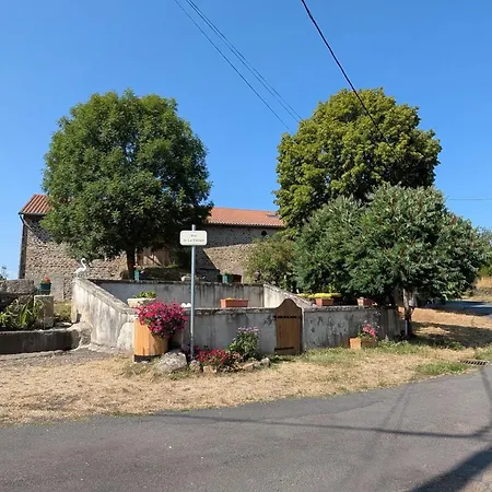 Pour 8 Pers A Avec Cheminee, Terrasse Et Acces 